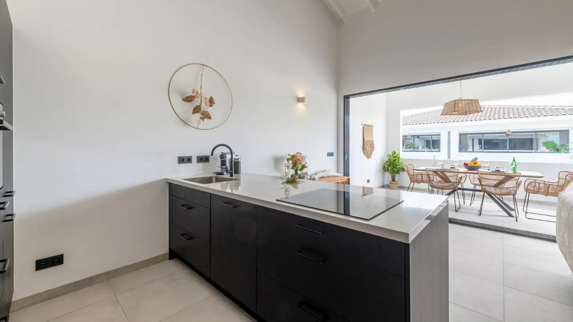 Starfish - Brand New Apartment With Pool Close To The Beach Jan Thiel 0*,  Curaçao